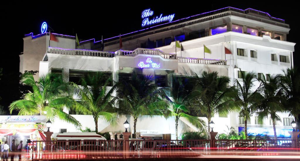 The Presidency Bhubaneswar Exterior foto