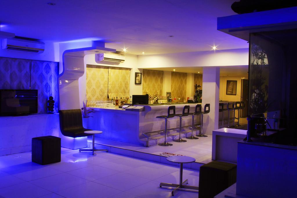The Presidency Bhubaneswar Exterior foto