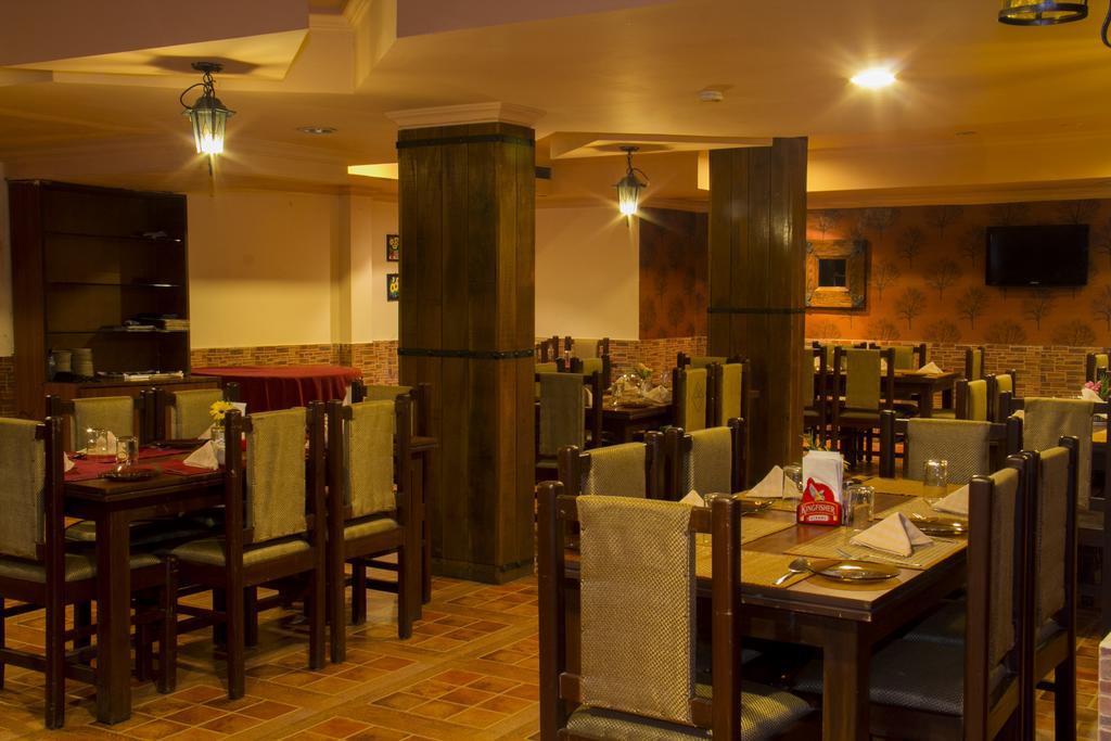 The Presidency Bhubaneswar Exterior foto